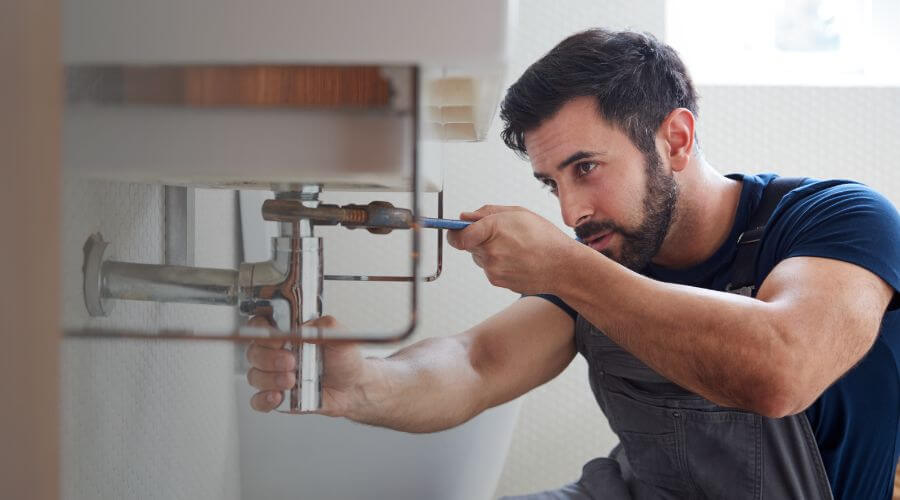 Water heater leaking fix in Corriganville, MD